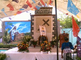 Cruz de la mision San Vicente Chicoloapan 3 de Mayo
