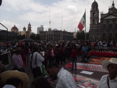 Caravana "Fuego de la Digna Resistencia" llega a Toluca. 15/05/2015

