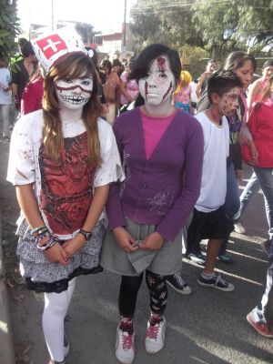 Marcha Zombie  organizada por colectivo Guuna Zuuin 26/10/2013
