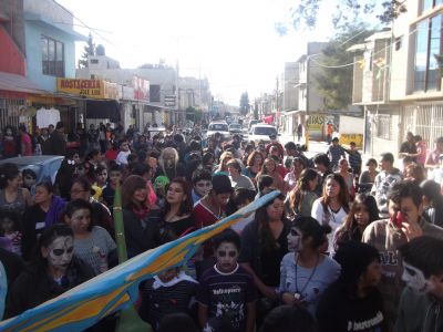 Marcha Zombie  organizada por colectivo Guuna Zuuin 26/10/2013
