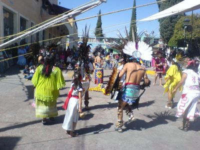 La ruta de Tlaloc hacia el nuevo sol
Se llevo a cabo un evento en representacion del dios Tlaloc en donde hubo hawaiano y danza, entre otras cosas
