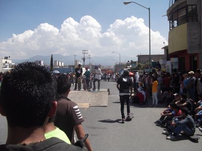 "Vamos de pata de perro" Festival juvenil en ARA III, 27/02/2012
