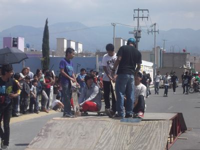 "Vamos de pata de perro" Festival juvenil en ARA III, 27/02/2012
