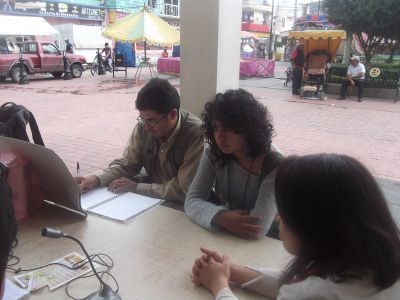 Entrevista a coordinador y estudiante de la unviersidad RevoluciÃ³n. 18/7/2012
