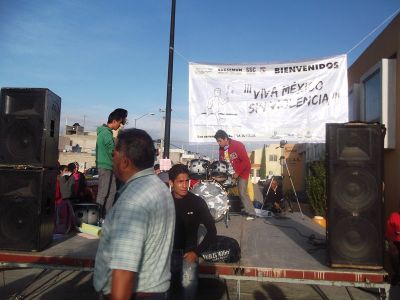 Carrera "Viva MÃ©xico sin violencia" realizada en ARA III, 15 de Septiembre 2012
