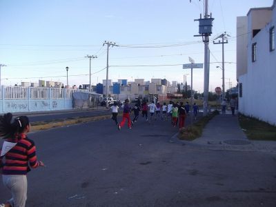 Carrera "Viva MÃ©xico sin violencia" realizada en ARA III, 15 de Septiembre 2012
