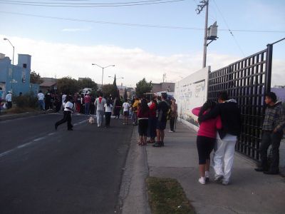 Carrera "Viva MÃ©xico sin violencia" realizada en ARA III, 15 de Septiembre 2012
