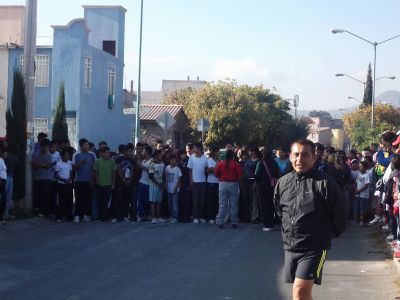 Carrera "Viva MÃ©xico sin violencia" realizada en ARA III, 15 de Septiembre 2012
