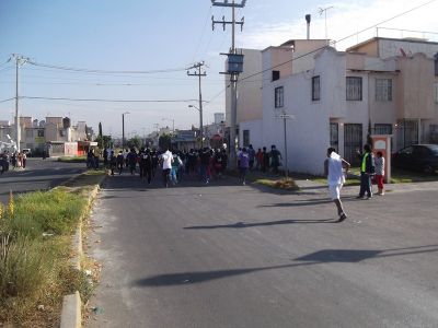 Carrera "Viva MÃ©xico sin violencia" realizada en ARA III, 15 de Septiembre 2012
