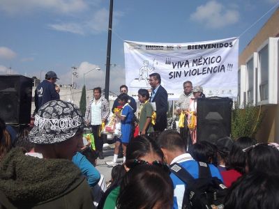 Carrera "viva MÃ©xico si violencia" realizada en ARA III, el 15 de Septiembre de 2012
