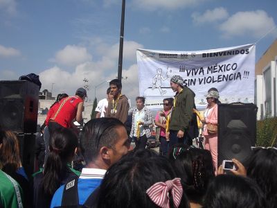 Carrera "viva MÃ©xico si violencia" realizada en ARA III, el 15 de Septiembre de 2012
