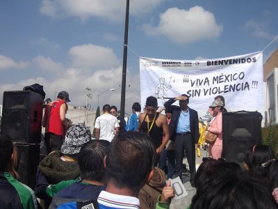 Carrera "viva MÃ©xico si violencia" realizada en ARA III, el 15 de Septiembre de 2012
