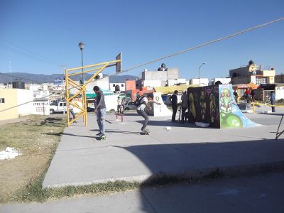 DÃ­a de Muertos. Festival "Aunque te quites, aunque te pongas", Actividades en Parque skate. ARA III.  26/10/2012
