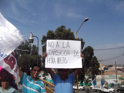 ManifestcaciÃ³n pacifica en Chicoloapan contra la imposiciÃ³n de PeÃ±a Nieto en la Presidencia. 1/12/2012
