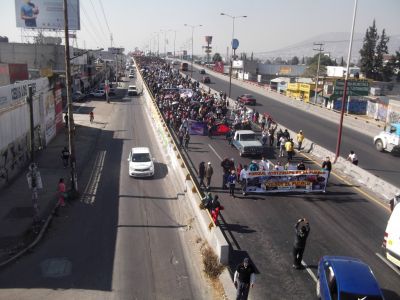 ManifestaciÃ³n en solidaridad con #Ayotzinapa Comunidades educativas de Chicoloapan. 1 - 12 -2014
