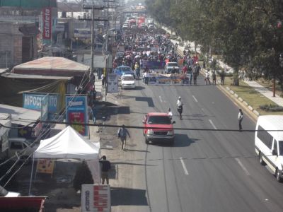 ManifestaciÃ³n en solidaridad con #Ayotzinapa Comunidades educativas de Chicoloapan. 1 - 12 -2014
