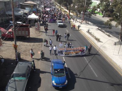 ManifestaciÃ³n en solidaridad con #Ayotzinapa Comunidades educativas de Chicoloapan. 1 - 12 -2014
