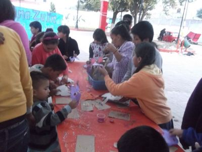 Marcha Zombie y Algazara Cultural, organizada por Guuna Zuuin, en Santa Rosa Chicoloapan. 25/10/2015. exigiendo se active la alerta de gÃ©nero en nuestro municipio.
