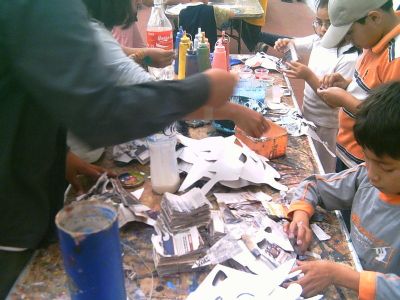 Talleres
Durante la InauguraciÃ³n del Mural "10 miradas  bajo el sol de Chicoloapan"

