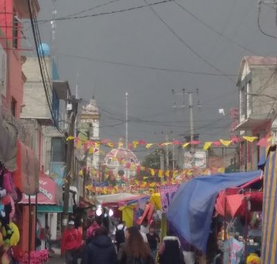 Se aproxima primera lluvia invernal de 2018 en Chicoloapan
Cabecera municipal. Durante la tarde del 24 de Enero 2018
