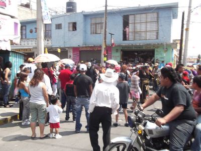 Carnaval en san Vicente chicoloapan 10 de Abril de 2011
