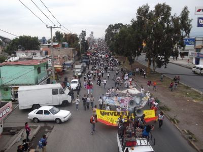 Universidad RevoluciÃ³n es planeta en Movimiento, movilizaciÃ³n en apoyo al movimiento 250.org realizada el 23 de Septiembre de 2011
