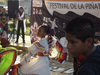 Festival de la piÃ±ata en ARA III 9 de diciembre 2011
