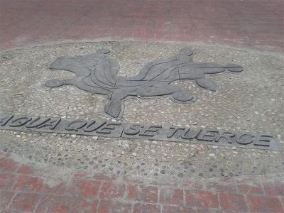 Plaza de San Vicente, foto tomada el 10 de junio de 2012 Por Panchomachete
