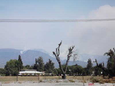 Foto desde lejos, durante el Incendio que ocurrio en la zona boscosa de Telapon-Tlaloc chicoloapan texcoco en Marzo 2011
