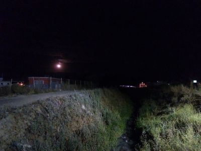 Luna de Febrero sobre Rio Coatepec 
Foto tomada en Febrero de 2019. Desde el puente de la virgen, sobre el Rio Coatepec
Keywords: Rio Coatepec, Luna, noche