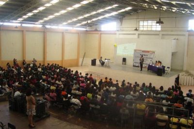 Mesa de Análisis: “Prevención de la Violencia en Adolescentes”