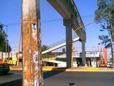 Puente en San Jose Chicoloapan Marzo 2009
