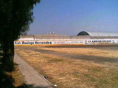 entrada de la colonia 2 de marzo
estos terrenos son empleados con frecuencia para la isntalacion de ferias de san vicente chicoloapan
