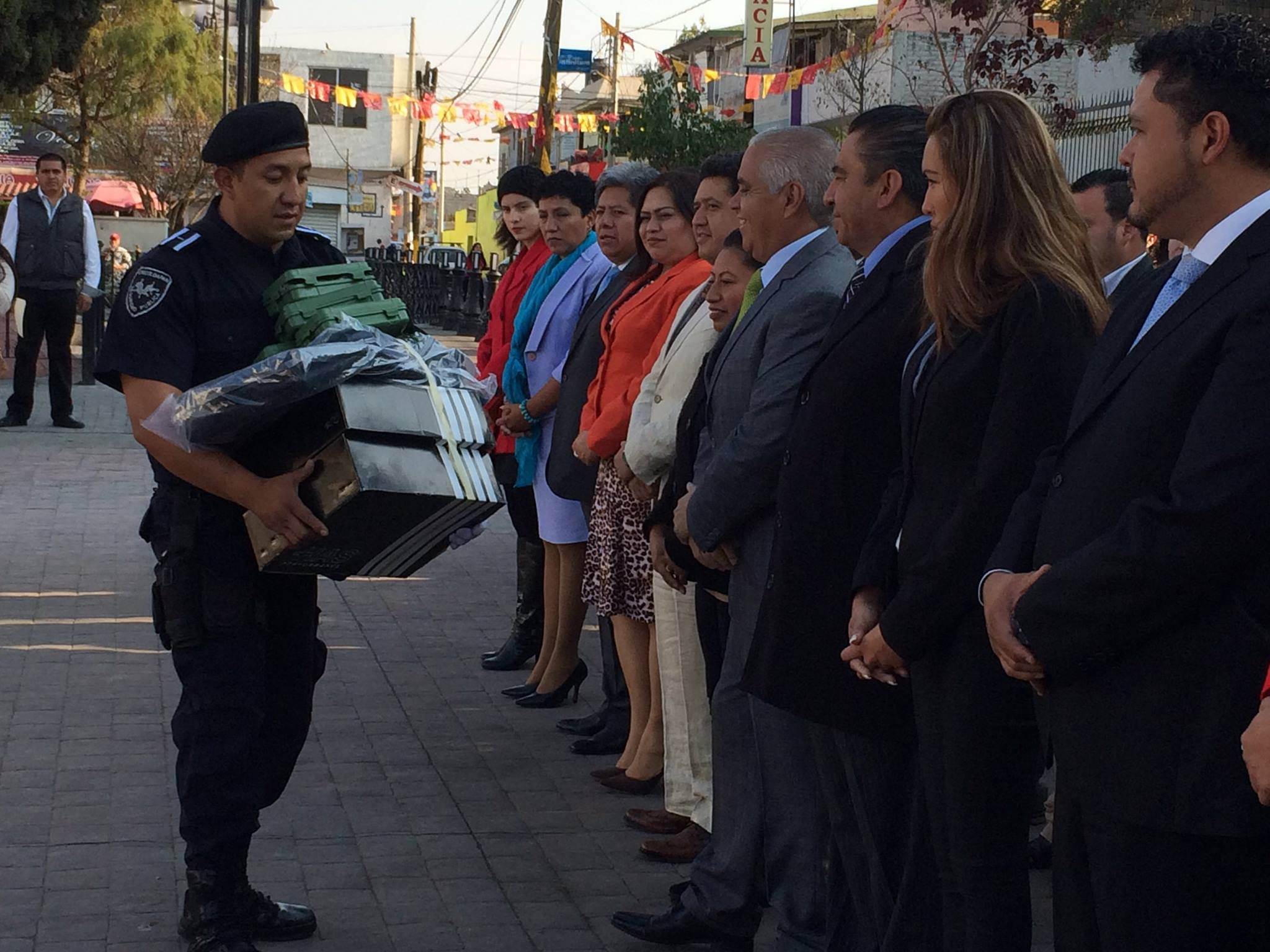 policia uniforme