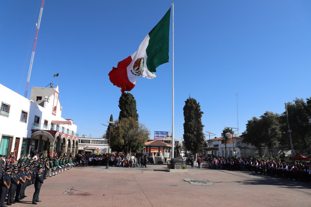 ceremonia bandera