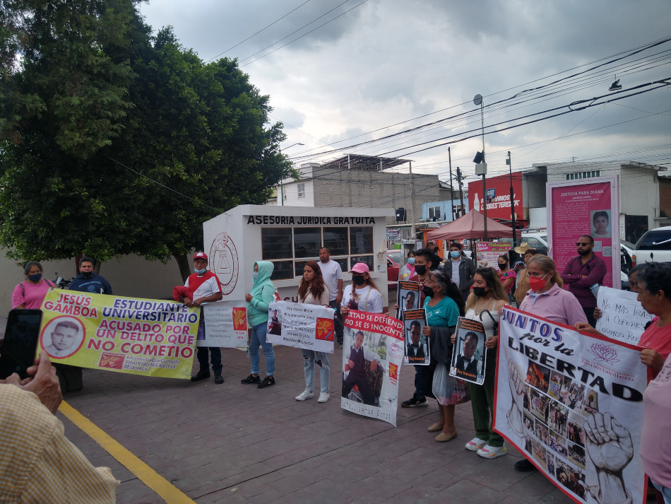 caravana frente fiscalia chimal